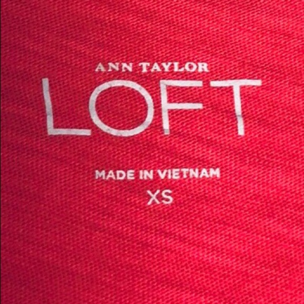 LOFT coral scoop neck tank top - Picture 2 of 4
